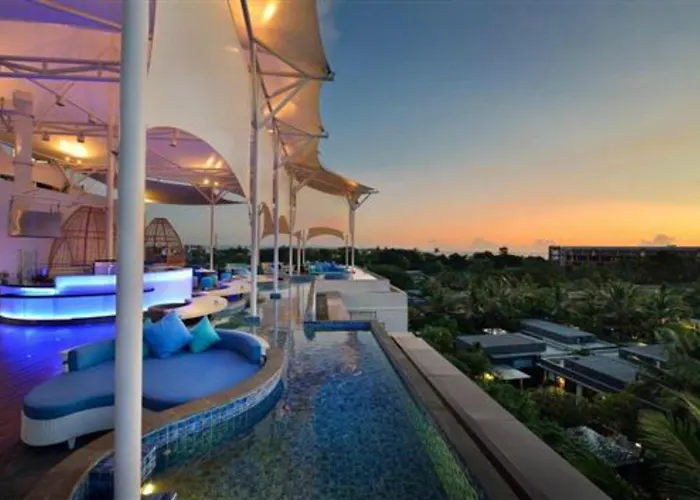 De Vins Sky Hotel 4*